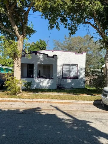 1161 NW 48th Street Miami FL 33127