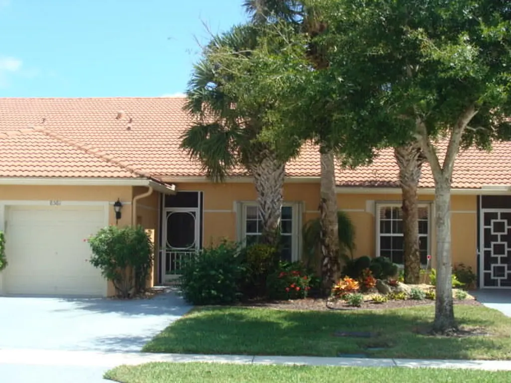 8581 Logia Circle Boynton Beach FL 33472