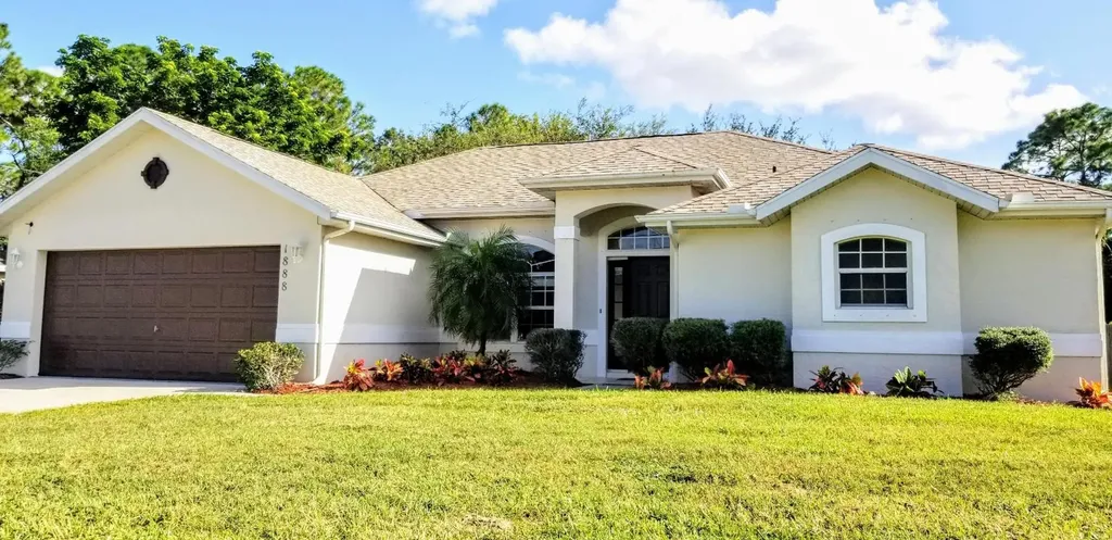 1888 SW Janette Avenue Port St Lucie FL 34953