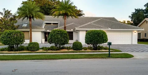 10534 Boca Woods Lane Boca Raton FL 33428