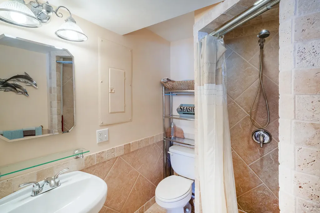 6810 Front Street Key West FL 33040