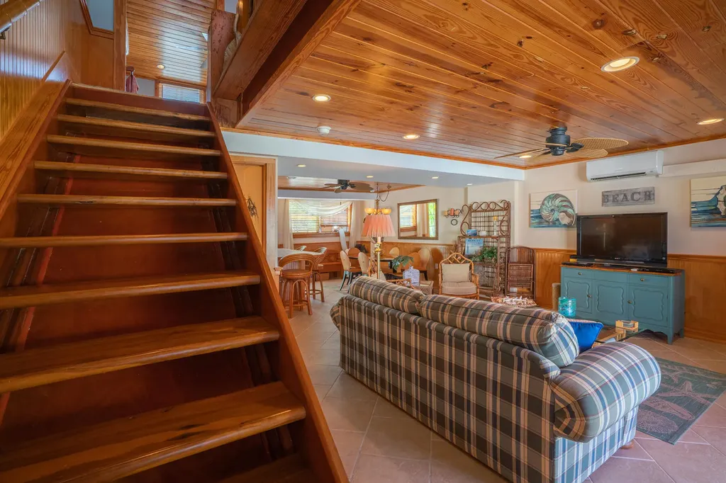6810 Front Street Key West FL 33040