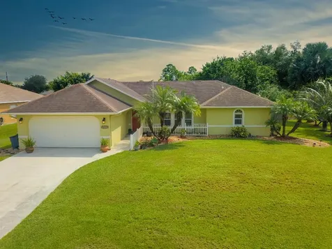 2079 SW Cranberry Street Port St Lucie FL 34953