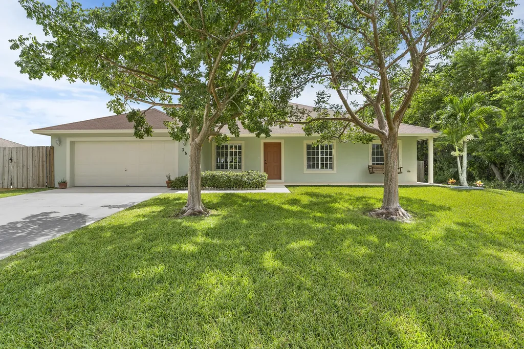 365 SW Kestor Drive Port St Lucie FL 34953