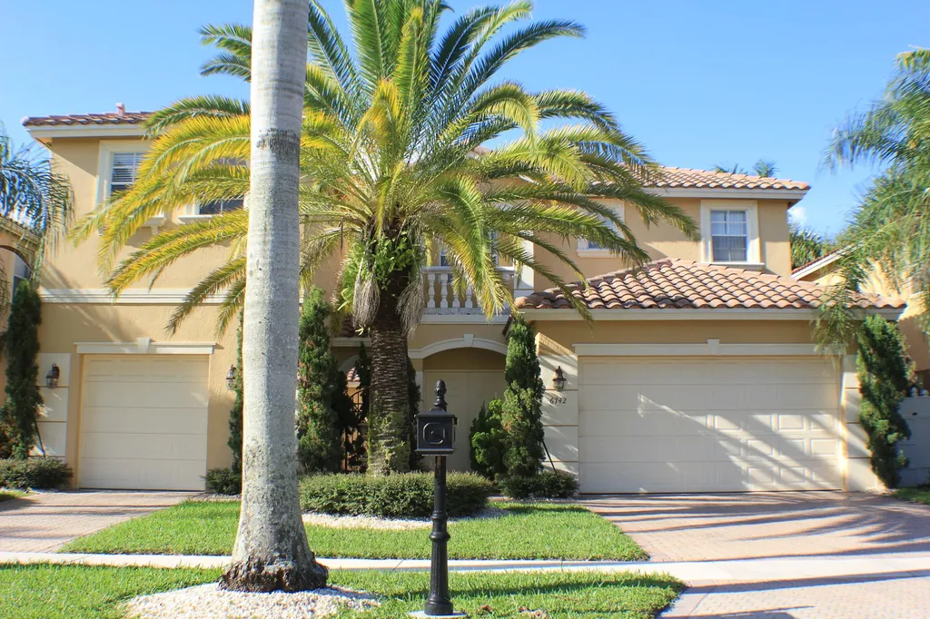 6742 Houlton Circle Lake Worth FL 33467
