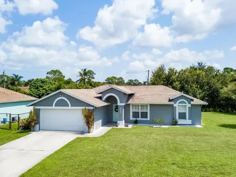 2397 SW Lejune Street Port St Lucie FL 34953