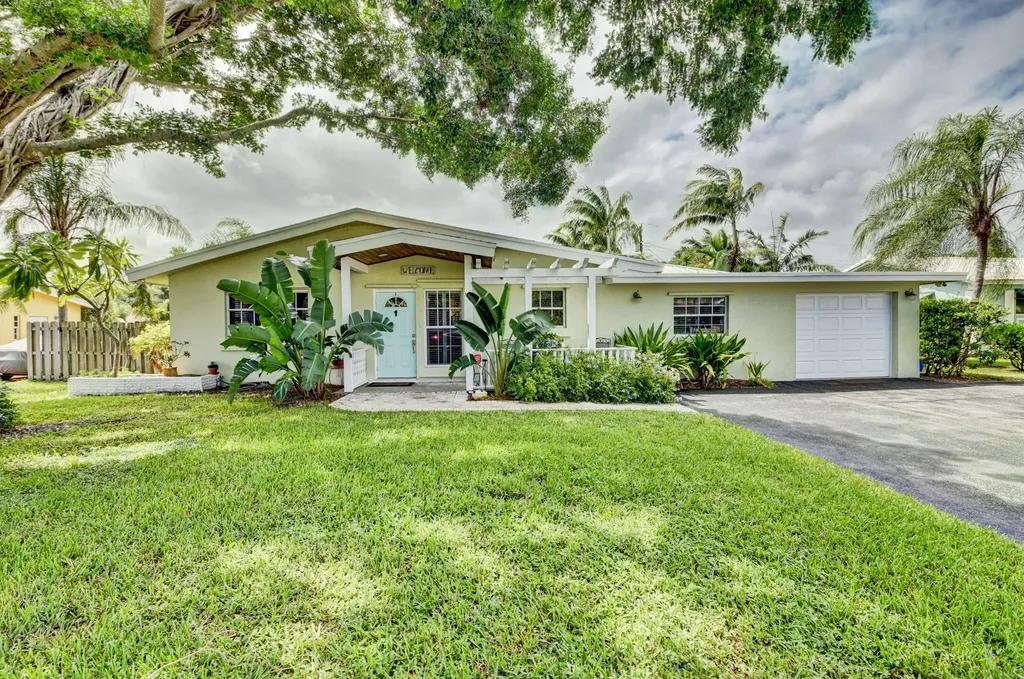 3307 Fernwood Drive Boynton Beach FL 33435