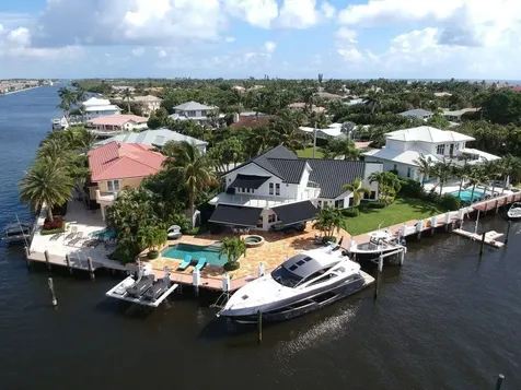 35 Ixora Way Ocean Ridge FL 33435