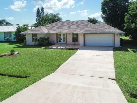 679 SE Harborview Drive Port St Lucie FL 34983