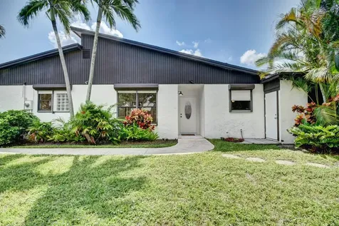 302 SW 27th Avenue Delray Beach FL 33445