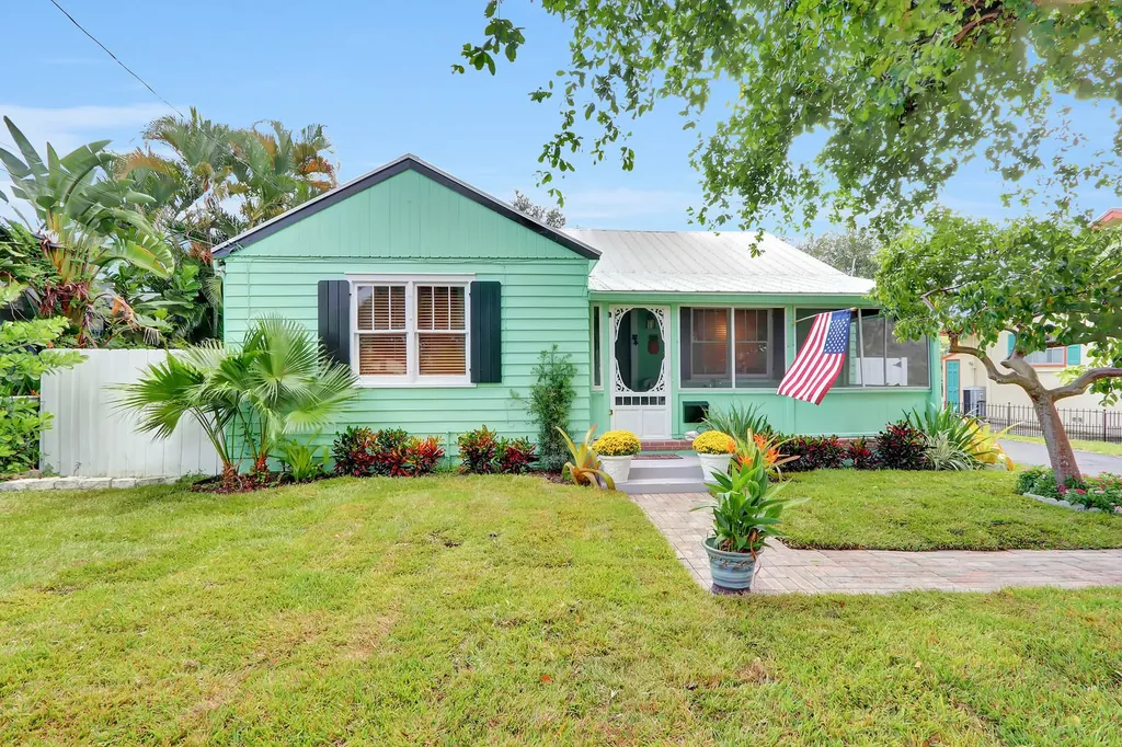 407 N Swinton Avenue Delray Beach FL 33444