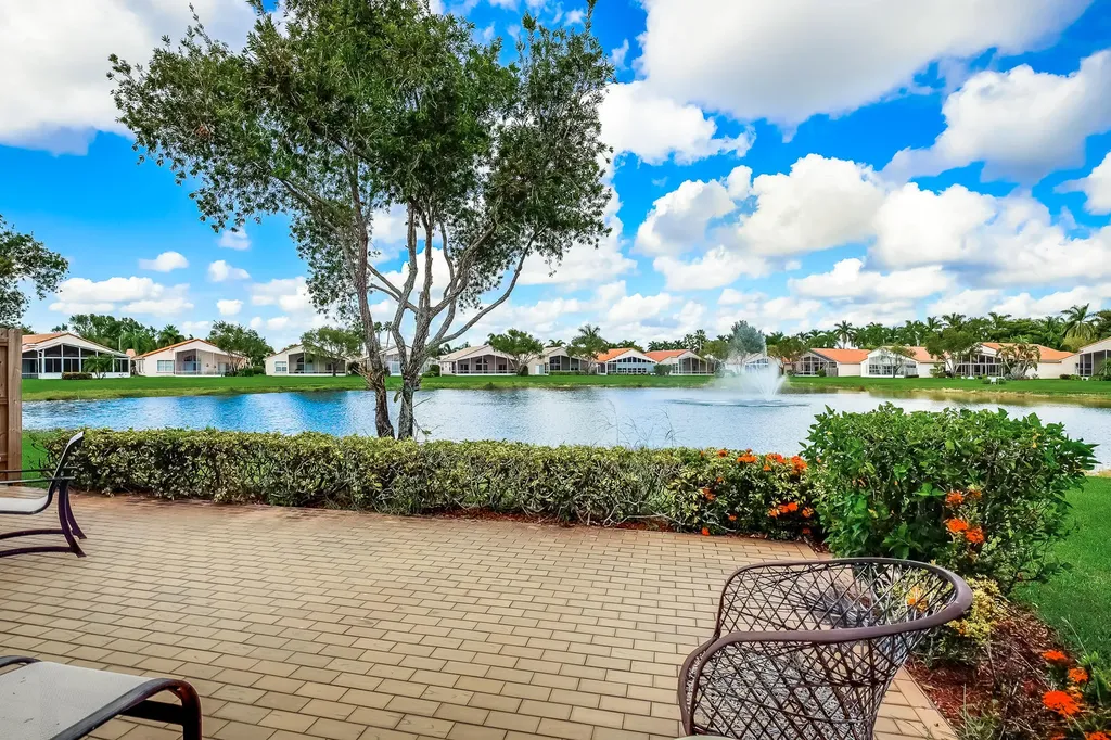 9822 Lemonwood Court Boynton Beach FL 33437