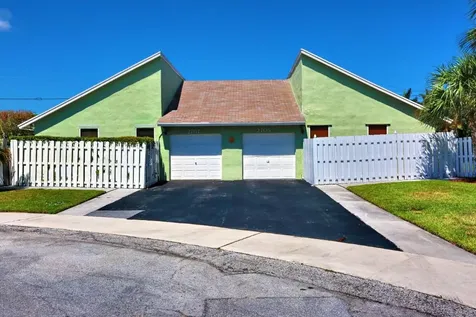 2707 SW 2nd Street Delray Beach FL 33445