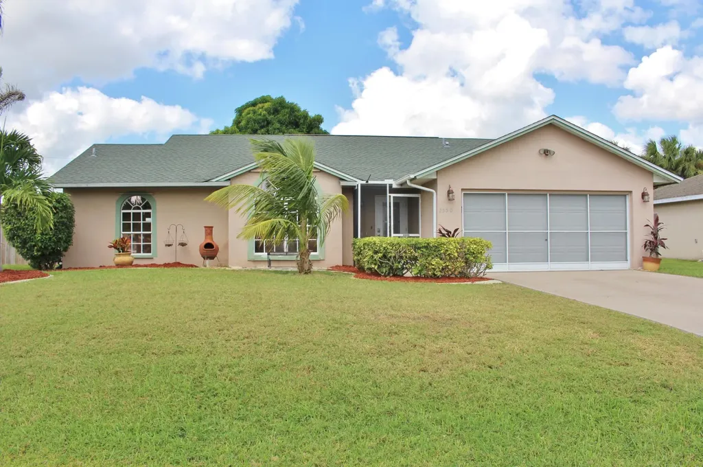 2550 SW Calender Street Port St Lucie FL 34953