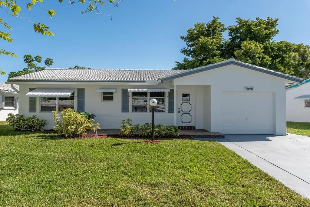 9040 NW 10th Court Plantation FL 33322