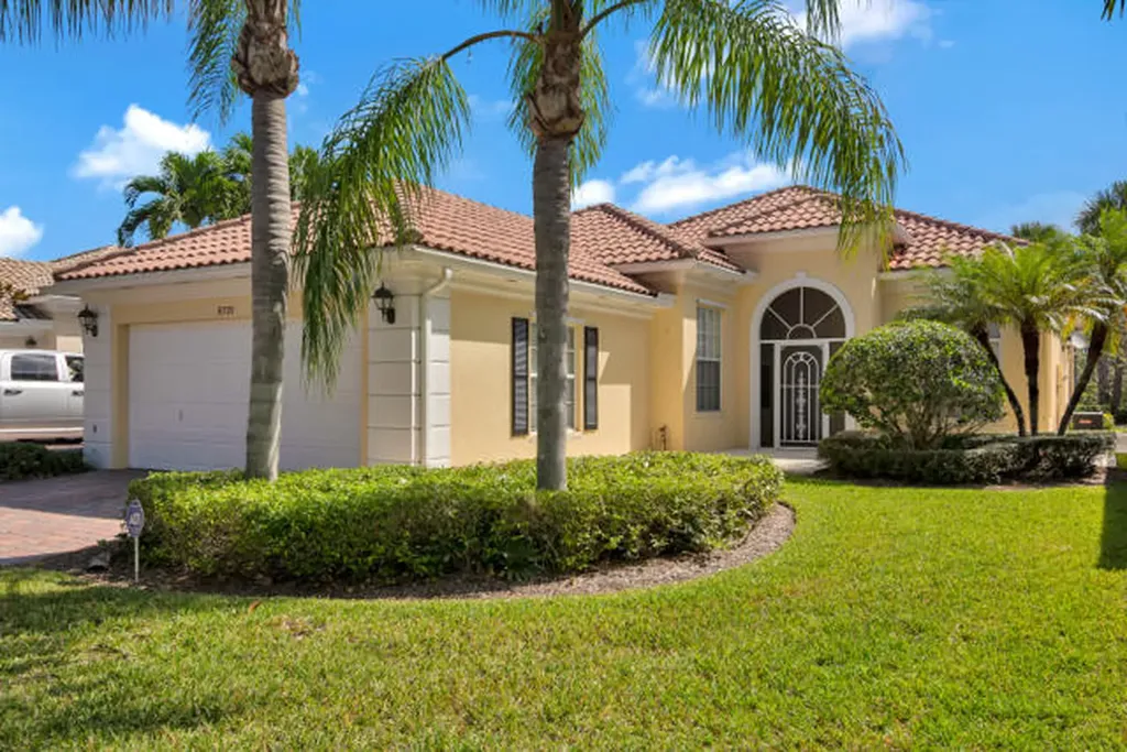 8721 Oldham Way Palm Beach Gardens FL 33412