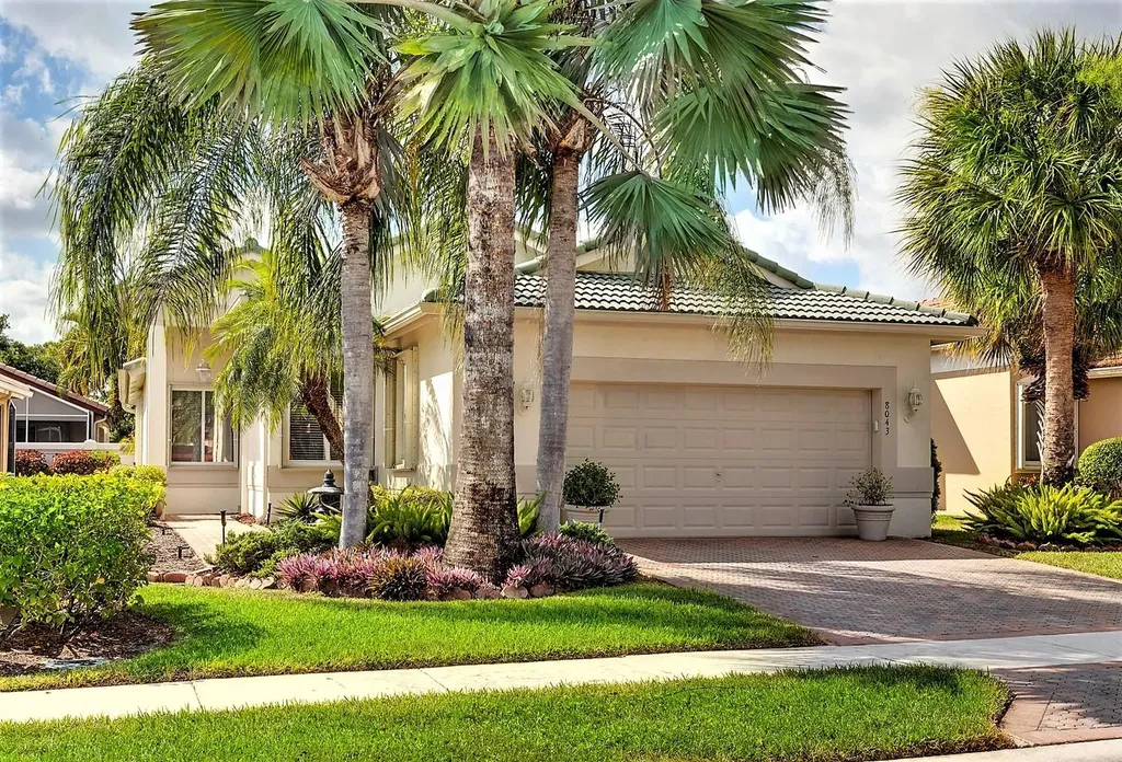 8043 Bellafiore Way Boynton Beach FL 33472