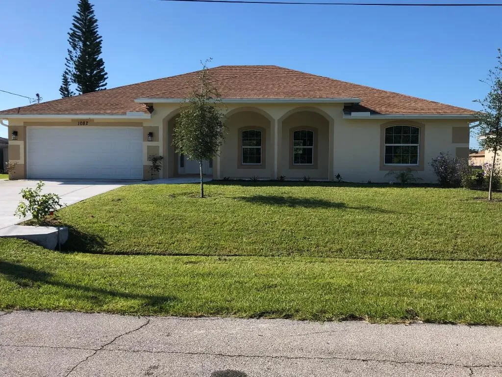 1082 SW Jericho Avenue Port St Lucie FL 34953