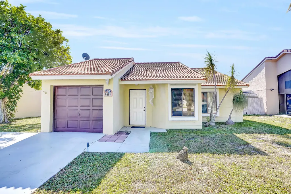 9681 63rd Trail S Boynton Beach FL 33437