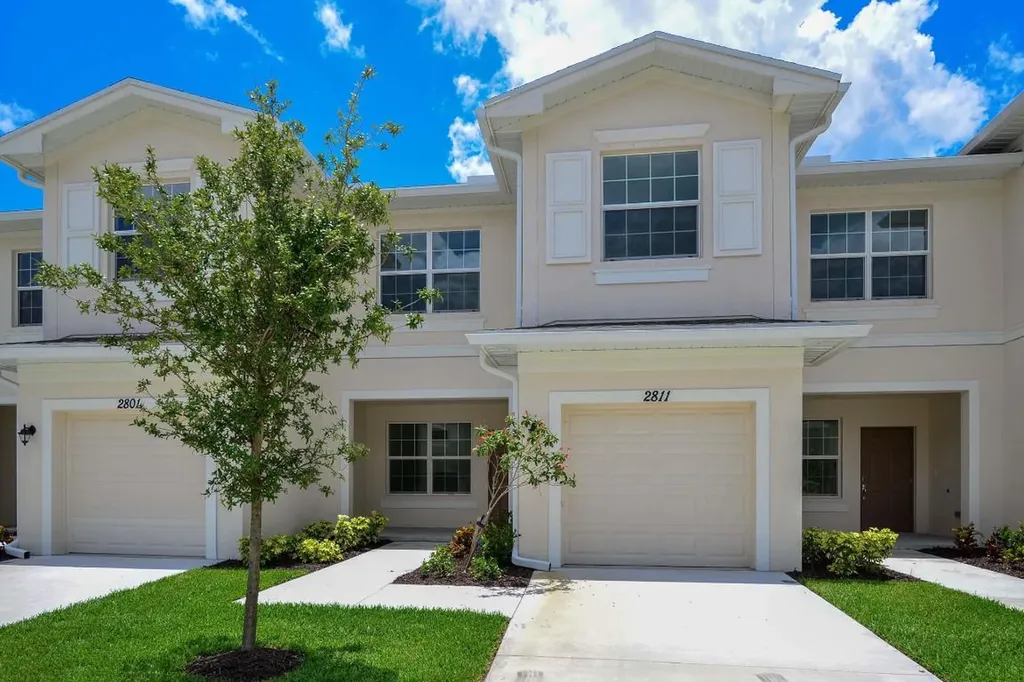 2811 NW Treviso Circle Port St Lucie FL 34986