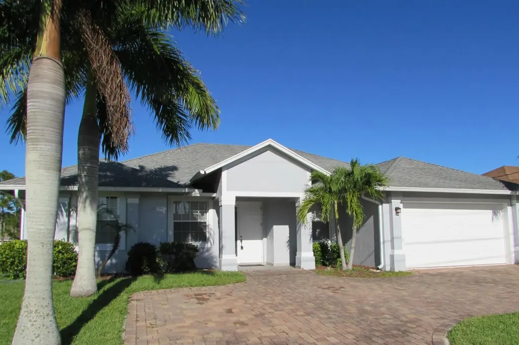 2311 SW Halissee Street Port St Lucie FL 34953