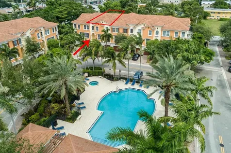 5765 NE Verde Circle Boca Raton FL 33487