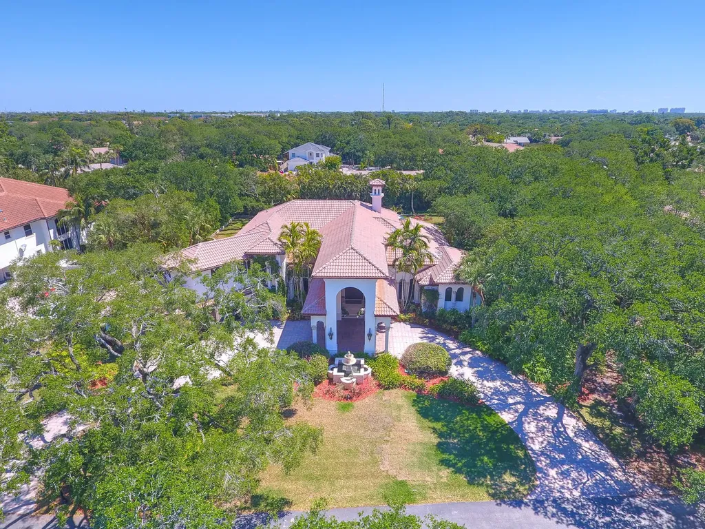 16244 Bridlewood Circle Delray Beach FL 33445