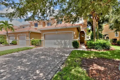 9964 Chiana Circle Fort Myers FL 33905
