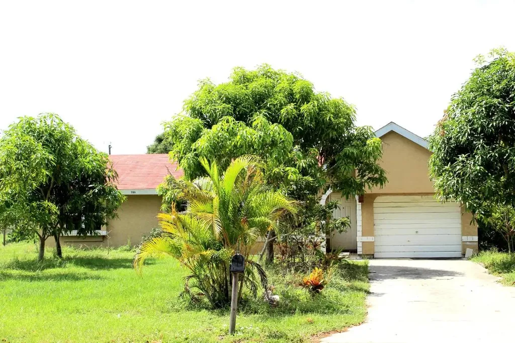 1155 Highland Drive SW Vero Beach FL 32962