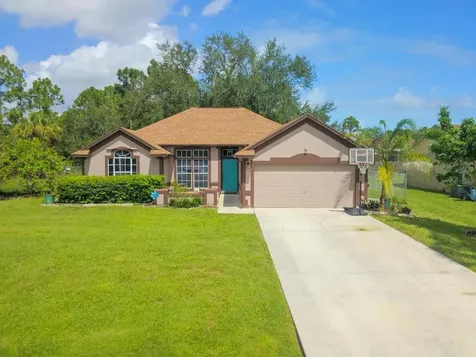 1461 SW Sudder Avenue Port St Lucie FL 34953