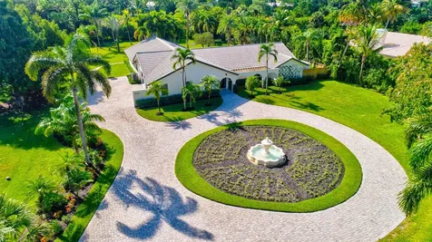 9095 Dundee Drive Lake Worth FL 33467