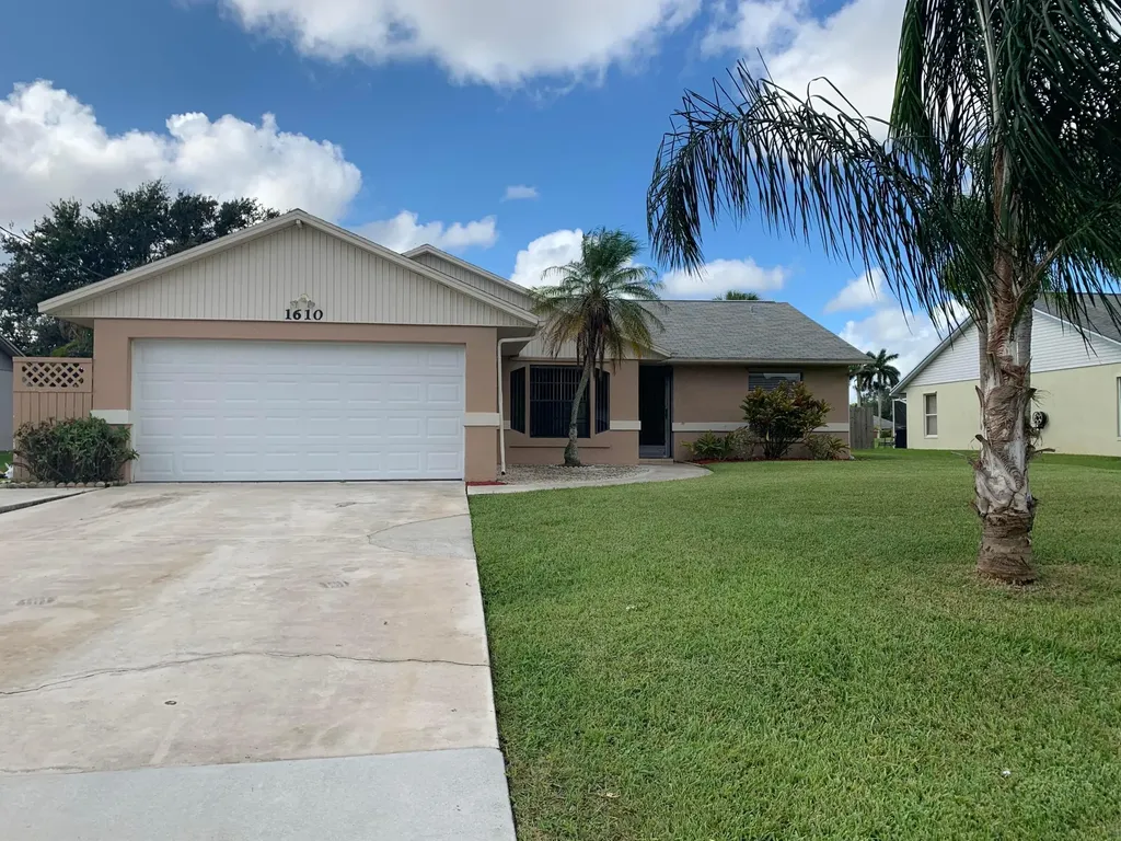 1610 SW Lexington Drive Port St Lucie FL 34953