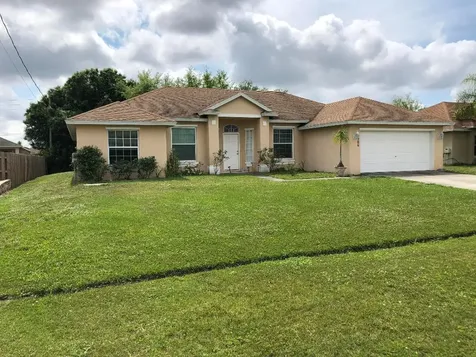 1206 SW Medina Avenue Port St Lucie FL 34953