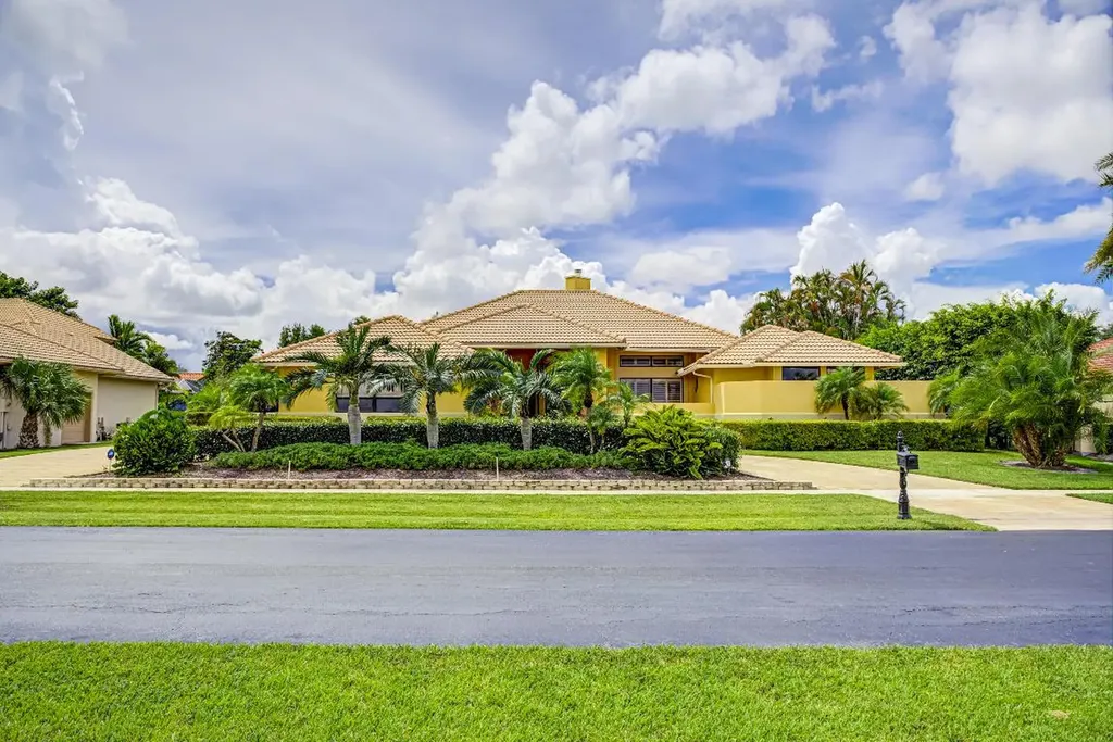 2287 Sunderland Avenue Wellington FL 33414