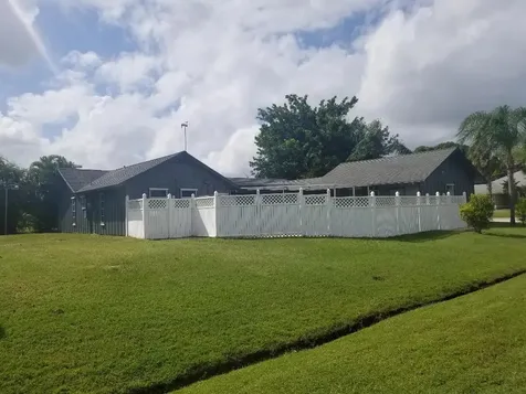 1458 SE Ocean Lane Port St Lucie FL 34983