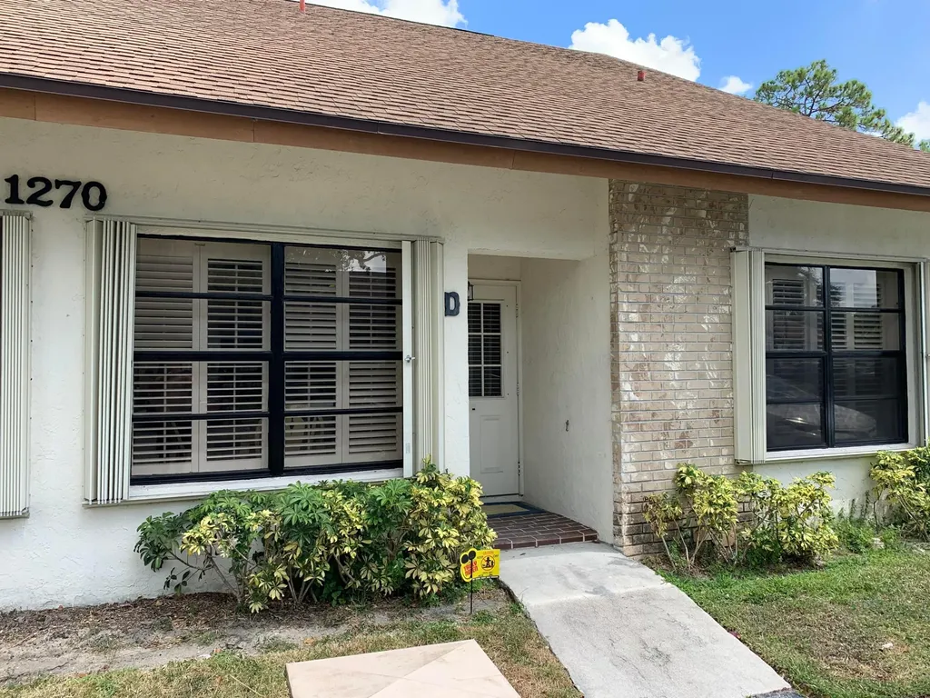 1270 Parkside Green Drive Greenacres FL 33415