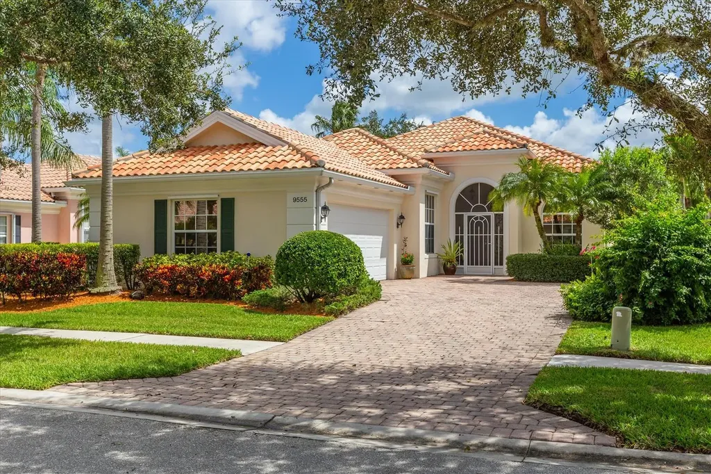 9555 SW Wedgewood Lane Stuart FL 34997