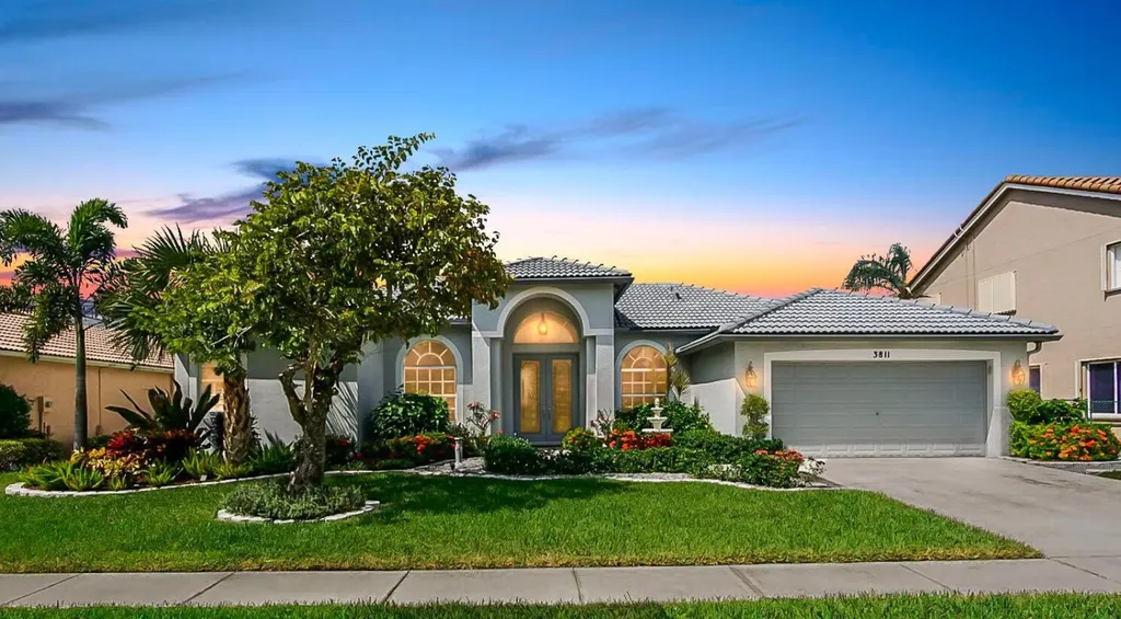3811 Cypress Lake Drive Lake Worth FL 33467