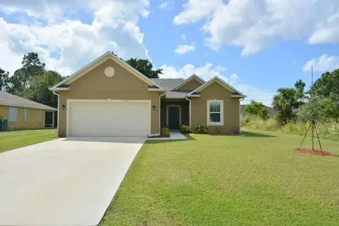 1010 SW Aswan Avenue Port St Lucie FL 34953