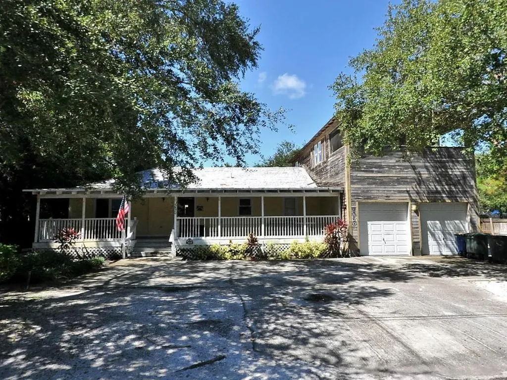 1820 Fulton Drive Fort Pierce FL 34950