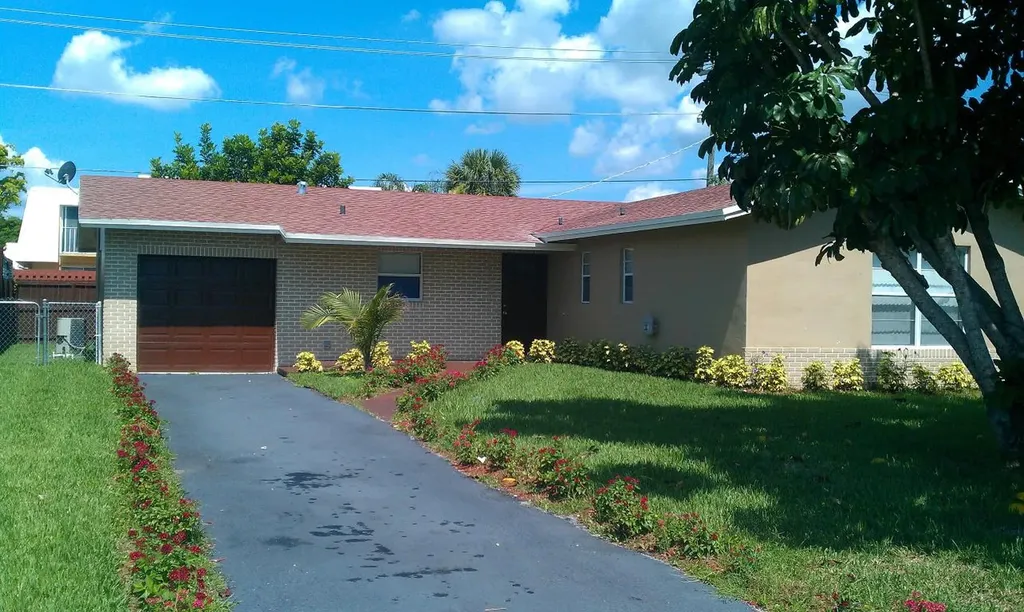 22161 SW 65th Terrace Boca Raton FL 33428