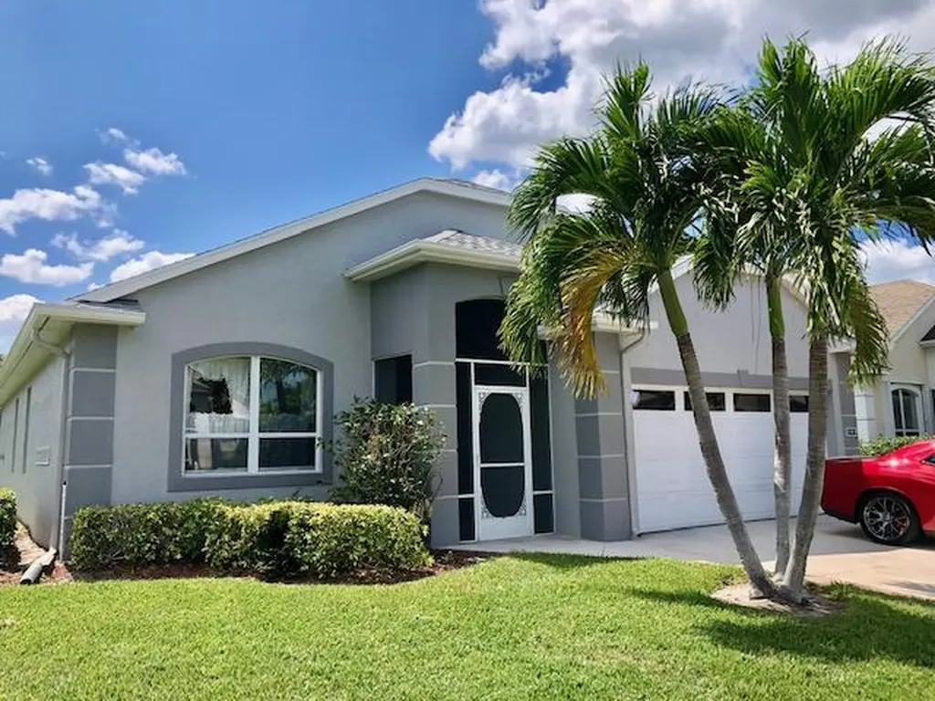 999 NW Tuscany Drive Port St Lucie FL 34986