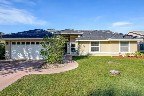 408 SW Redwood Cove Port St Lucie FL 34986