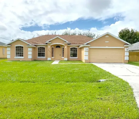 2538 SE West Blackwell Drive Port St Lucie FL 34952