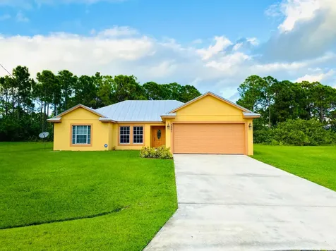 5881 NW Lido Court Port St Lucie FL 34986