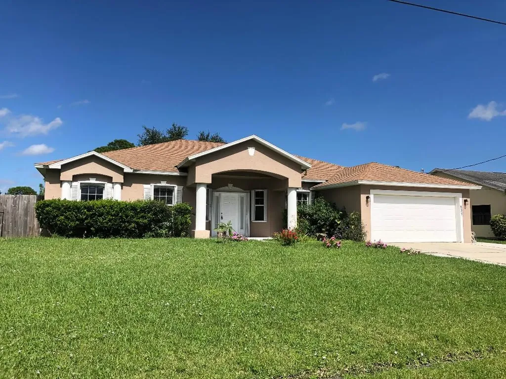 633 SW Dairy Road Port St Lucie FL 34953