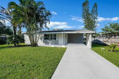 5796 SE Rosemont Avenue Stuart FL 34997