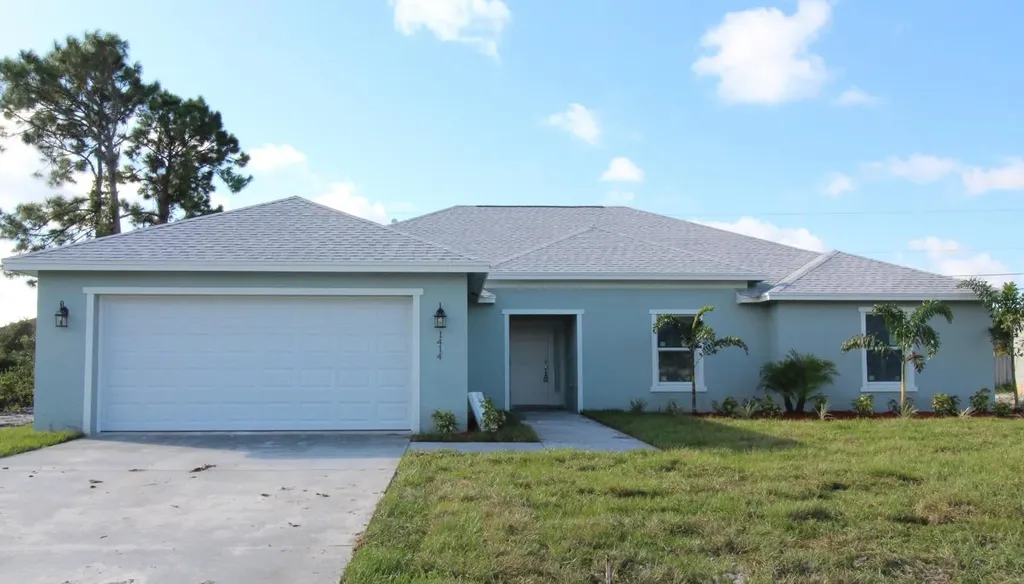 1414 SW Aragon Avenue Port St Lucie FL 34953