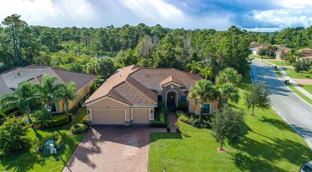 2010 NW Sapphire Ridge Way Jensen Beach FL 34957