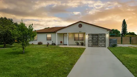 1421 SE Arenson Lane Port St Lucie FL 34952